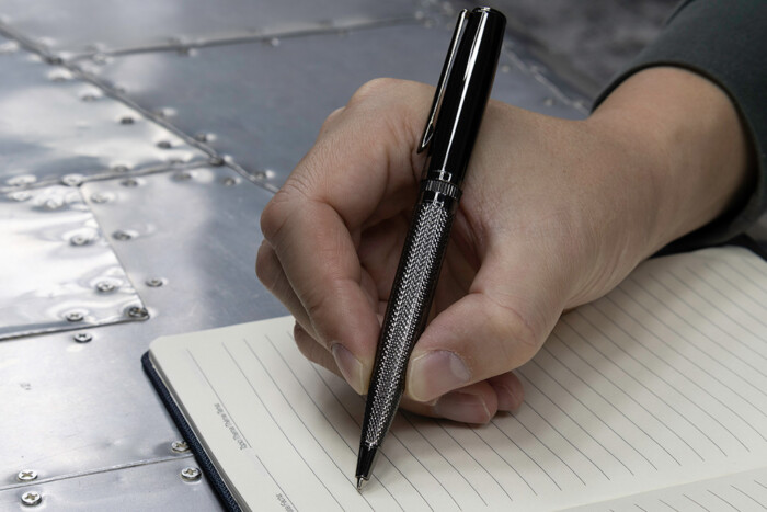 Luxury Brass Capped Pen Set (Twist-Action)